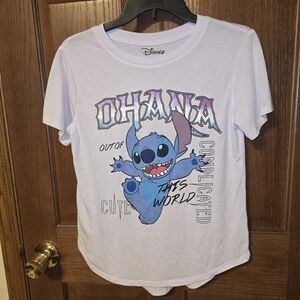 Disney Light Purple Short Sleeve T-Shirt with Lilo & Stitch Design - Girls Large